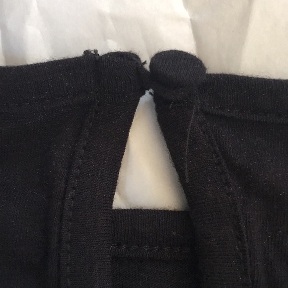 Saint John’s Bay top - Picture 5 of 5